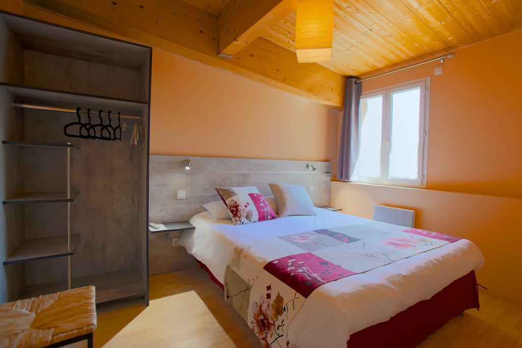 Hôtel Le Castel à Tain-lʼHermitage Chambre photo